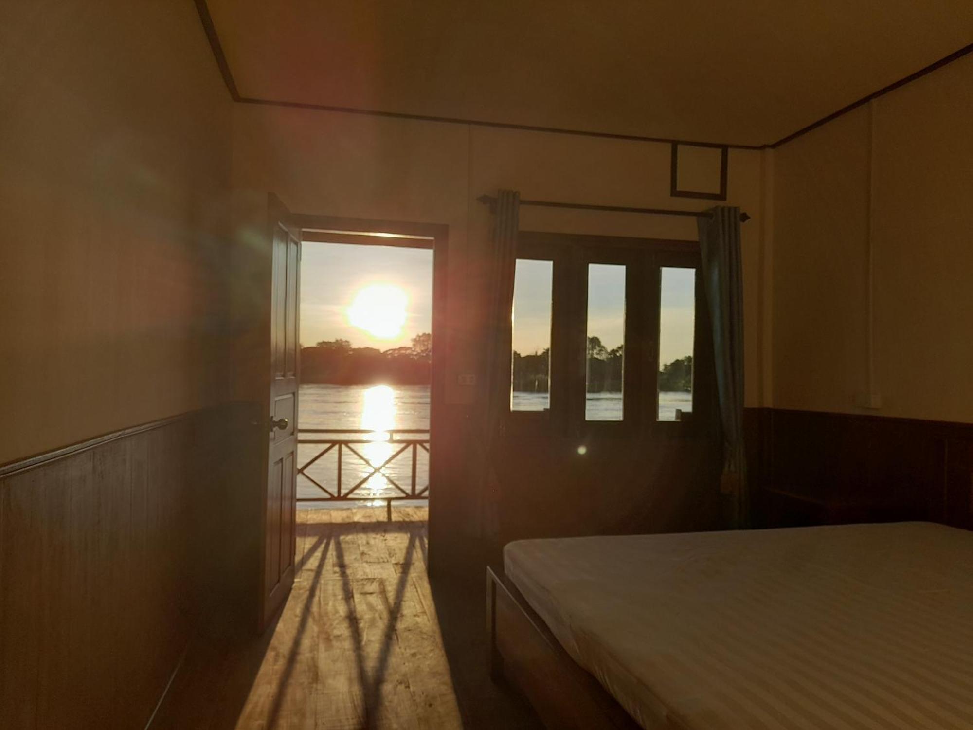 Dondet Vixay Sunset And River View Дон Дет Экстерьер фото